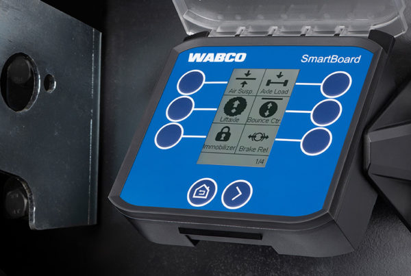 Improve your uptime. Equip your trailer with a new WABCO SmartBoard